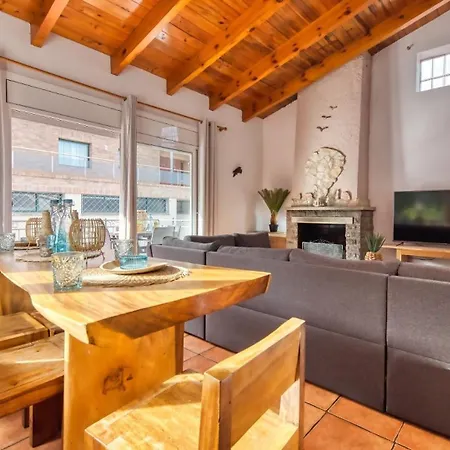 Villa Costacabana - Nicky Lloret de Mar